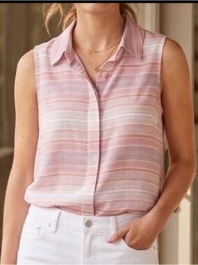 Cupio sleeveless button down.